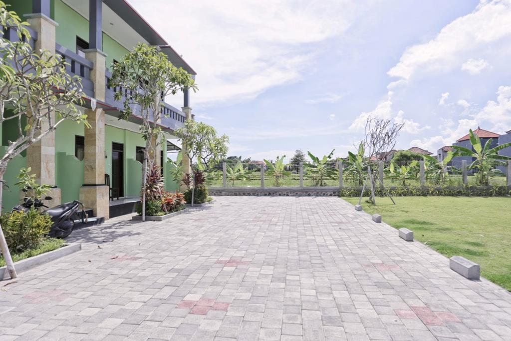 Reddoorz @ Kerobokan Canggu Kuta Lombok Exterior foto